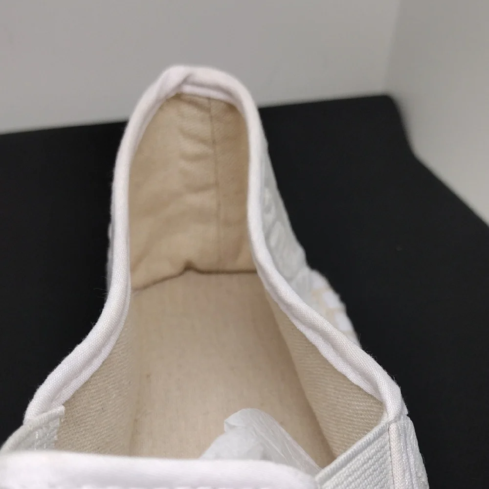 White Floral Lace Slip On Espadrilles Shoes Size 7